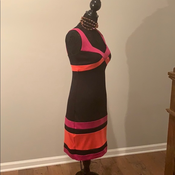 Muse Dress - Picture 4 of 10